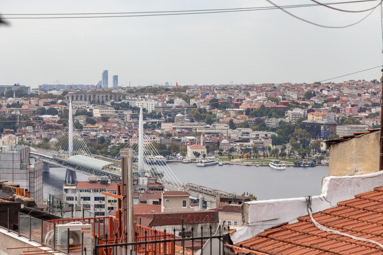 Renovated Apartment At The Heart Of Istanbul With Huge Terrace Exterior photo