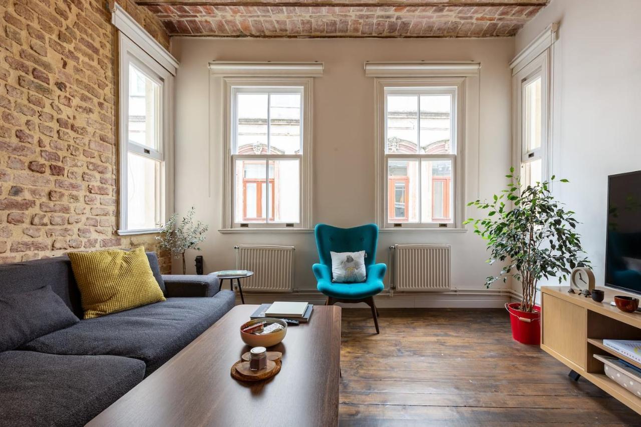 Renovated Apartment At The Heart Of Istanbul With Huge Terrace Exterior photo